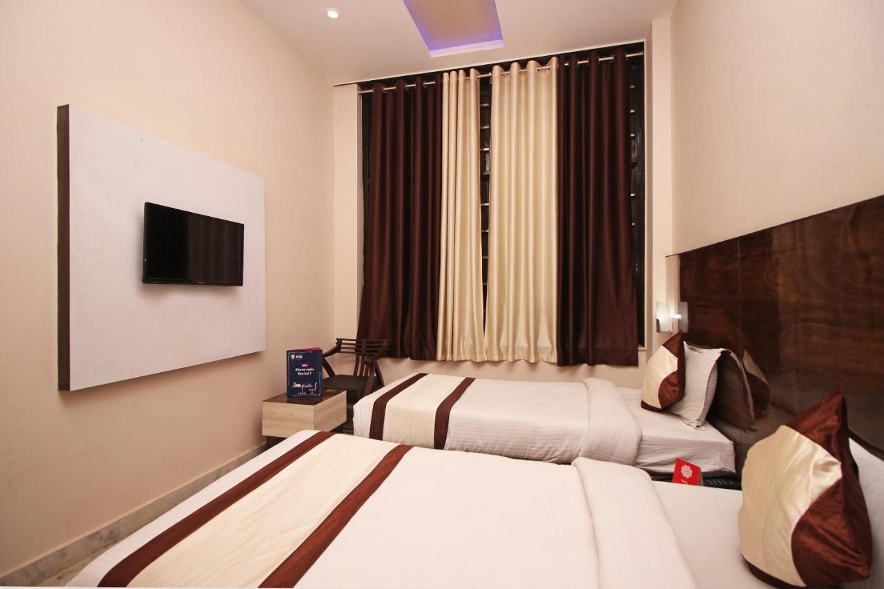 Oyo 3202 Hotel Gayatri Residency Агра Экстерьер фото
